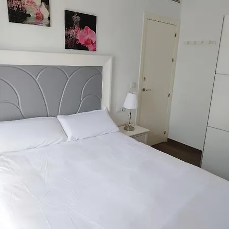 Homestay Casa Blanca Seville